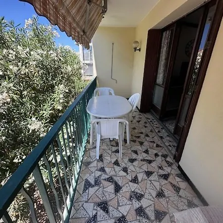 Spacieux 3 Pieces, Terrasse Et Parking Prive, 7 Couchages - Fr-1-731-148