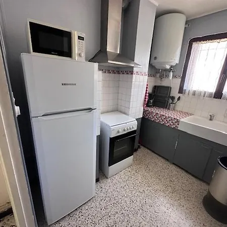 Daire Spacieux 3 Pieces, Terrasse Et Parking Prive, 7 Couchages - Fr-1-731-148 Le Grau-du-Roi